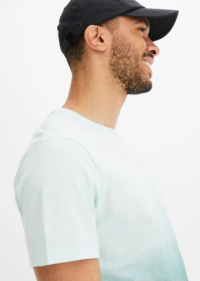 Camiseta con degradado de color menta pastel/verde agua