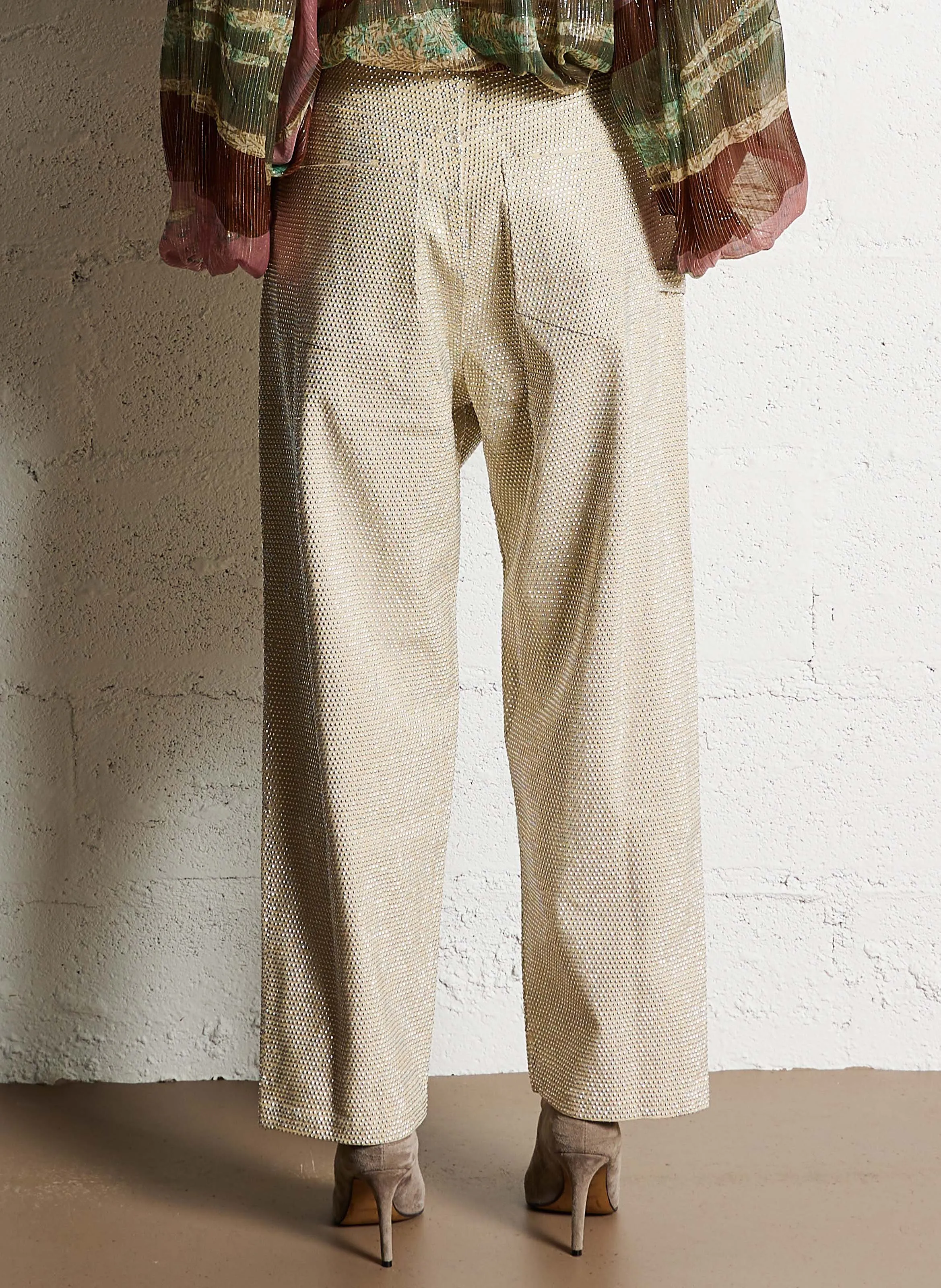 CREME  PANTALóN ANCHO DE MEZCLILLA Y PEDRERíA DE ALGODóN EN BEIGE