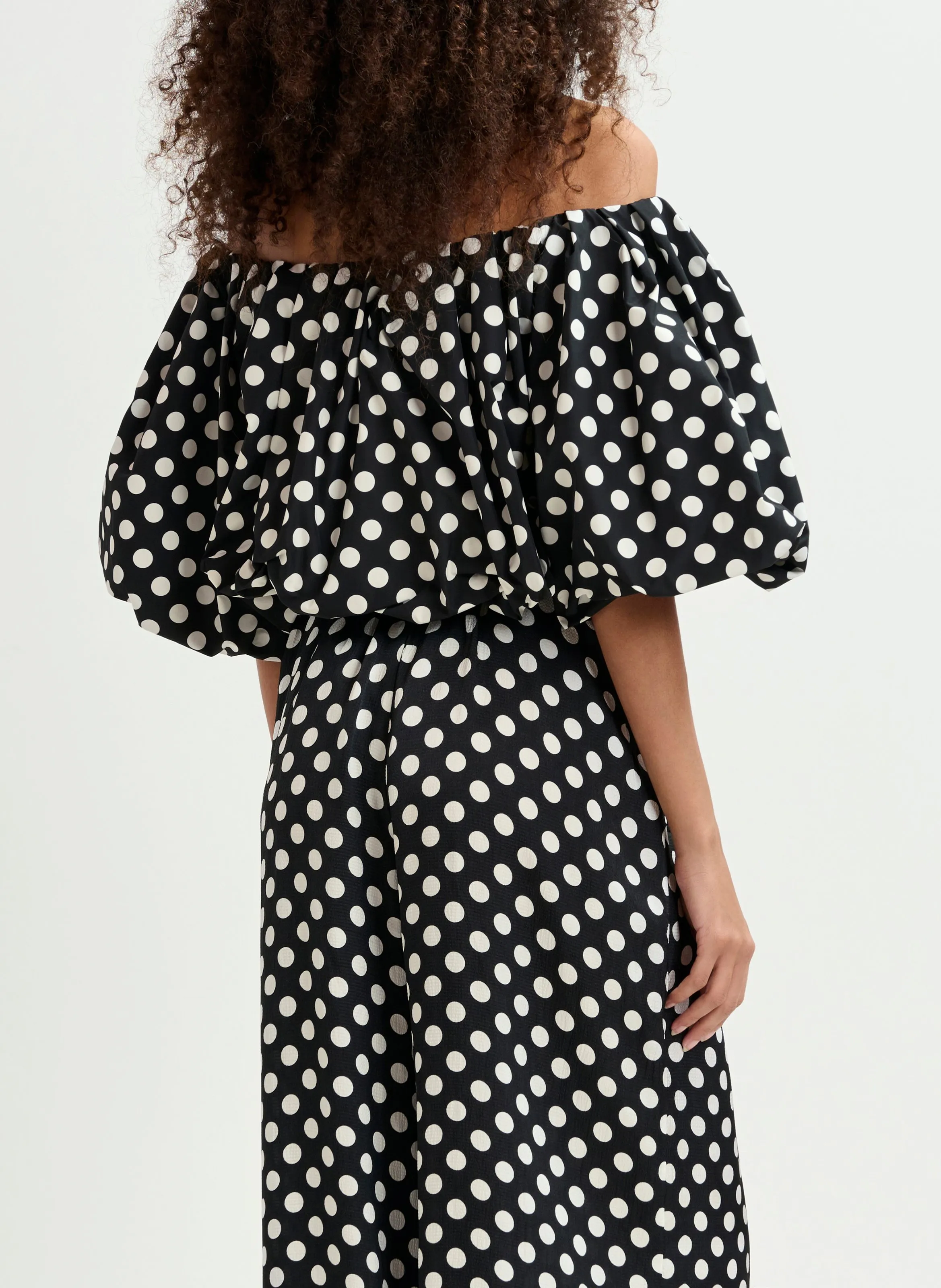 ESSENTIEL ANTWERP GAPRICORN  TOP DE FIBRAS RECICLADAS MEZCLADAS ESTAMPADO EN NEGRO