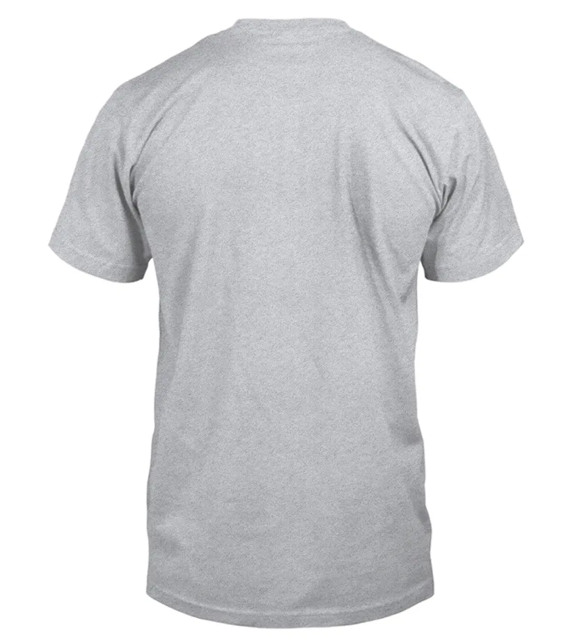 Este papá increíble pertenece a Emma & William. Feliz día del padre Camiseta cuello redondo Unisex
