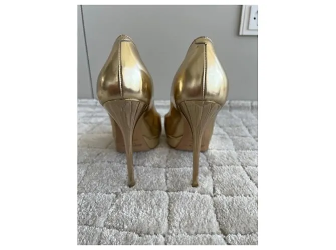 Jimmy Choo Tacones Dorado 
