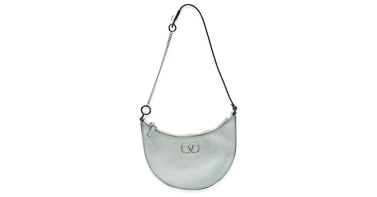 Mini Hobo Vlogo en piel de ternera texturizada plateada de Valentino 