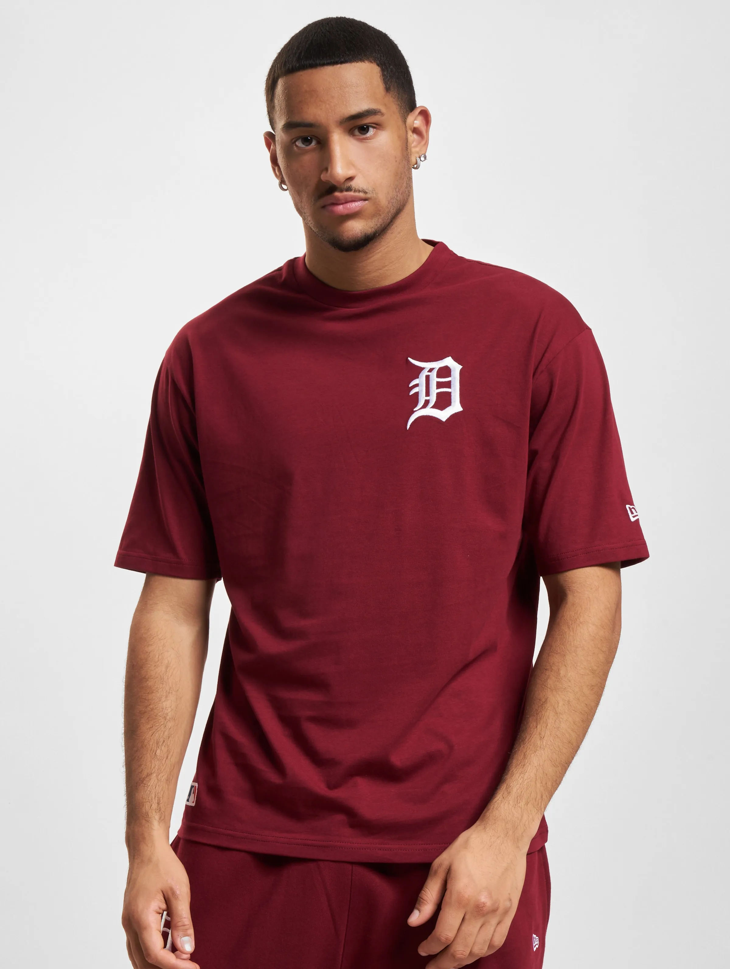 NEW ERA NEW ERA TSHIRT