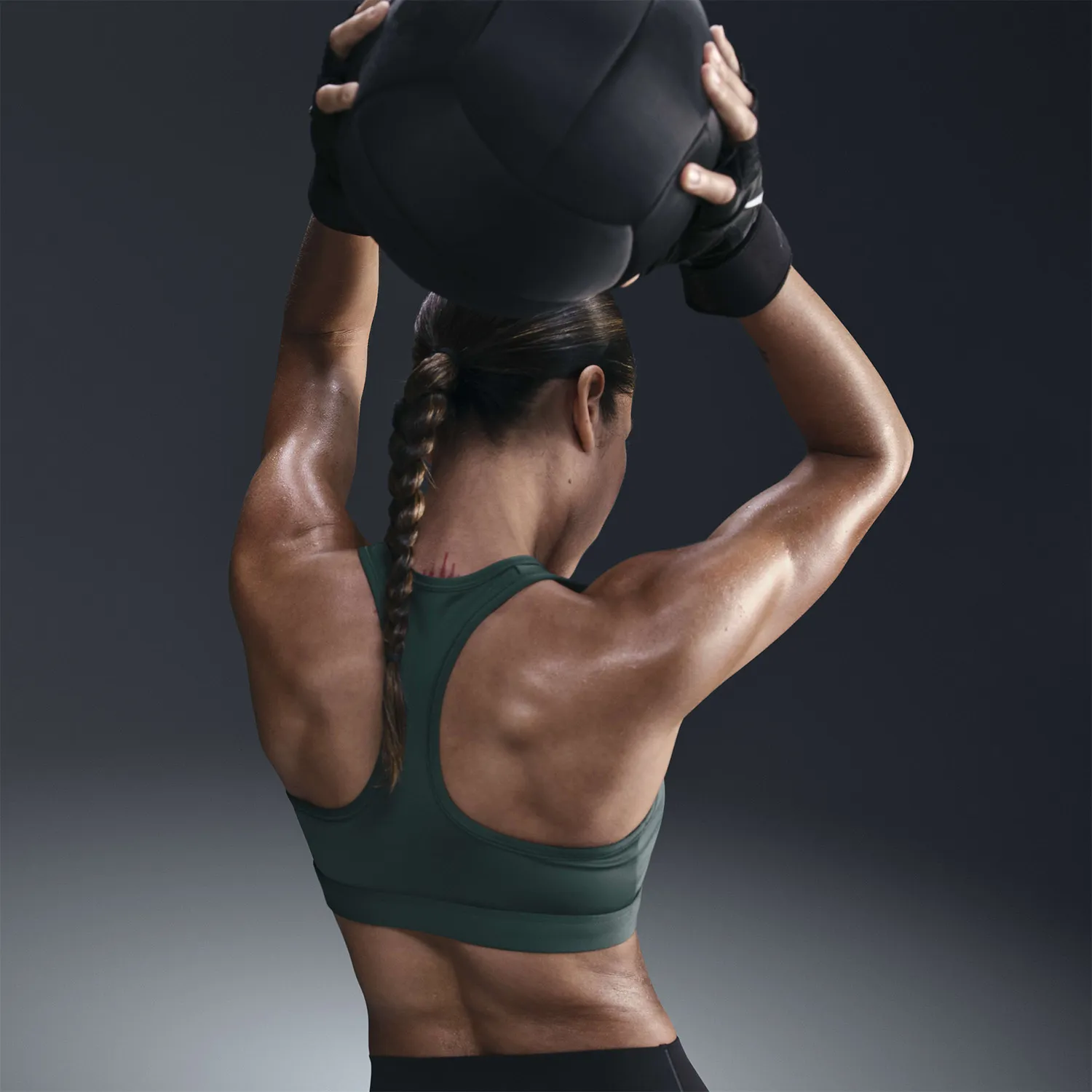 NIKE SWOOSH DRIFIT SUJETADOR DEPORTIVO