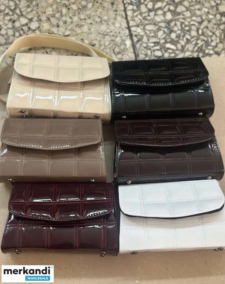Sumérgete en nuestro mundo de bolsos de mujer de moda, que no solo son de alta calidad, sino también una variedad de colores y m