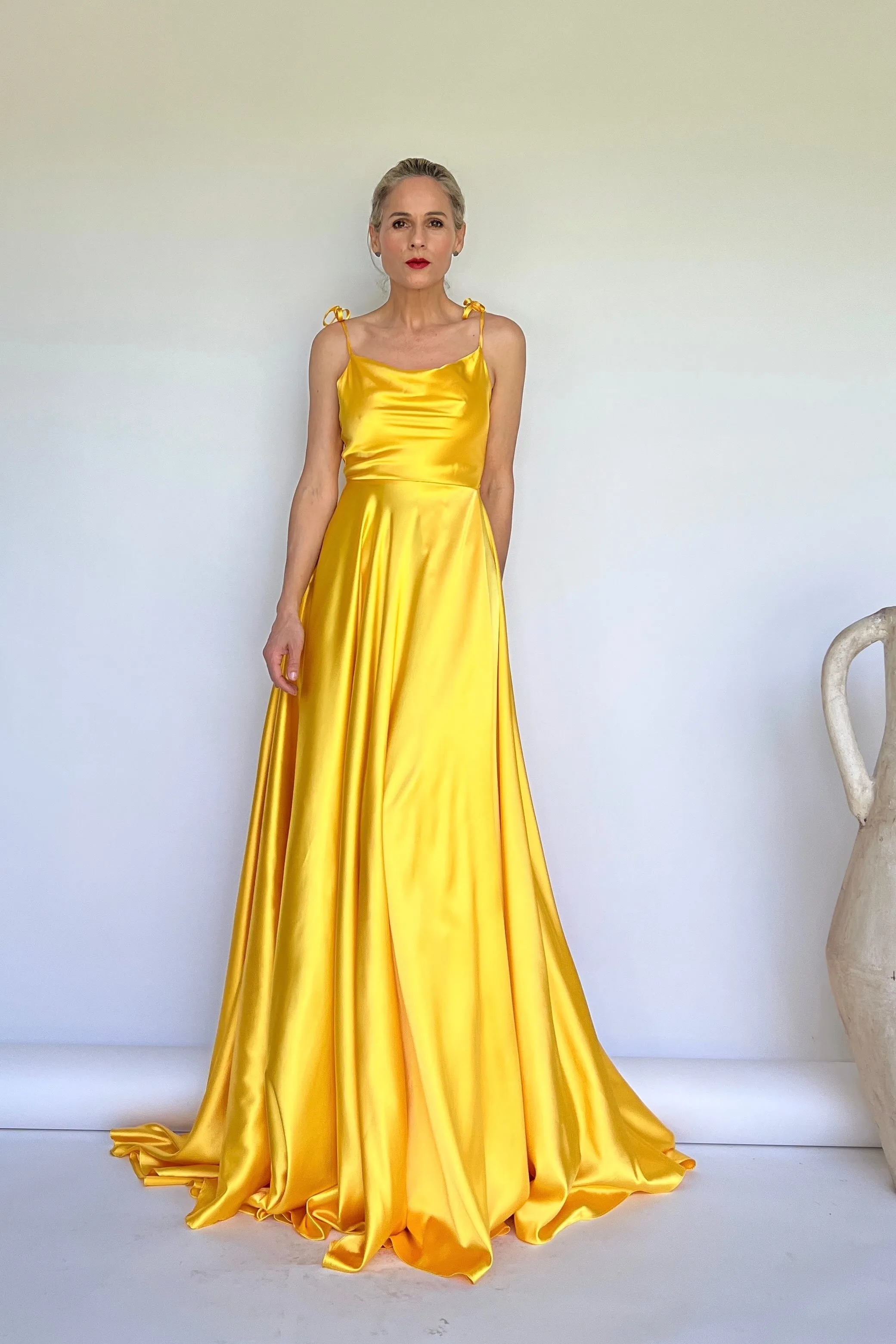 VESTIDO SLIDO SATIN